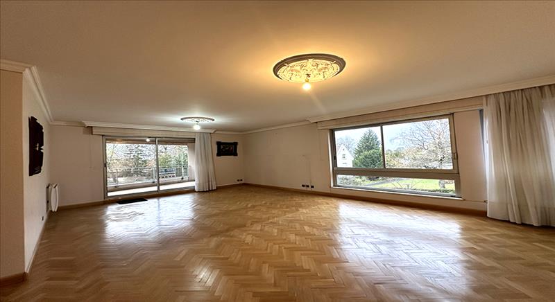 Appartement - 122 m2 - 4 pièces